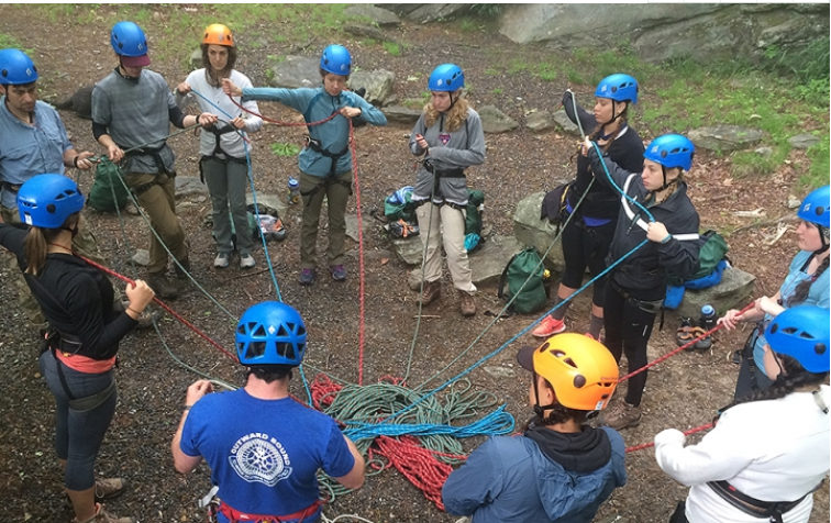 西安军事拓展训练 西安军事拓展训练